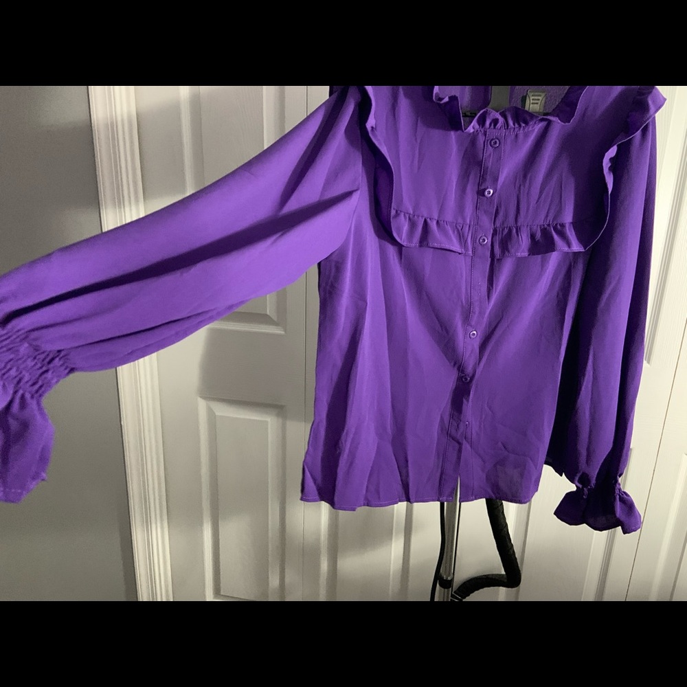 NWT Purple Blouse with Ruffles (XL12) - Picture 6 of 9